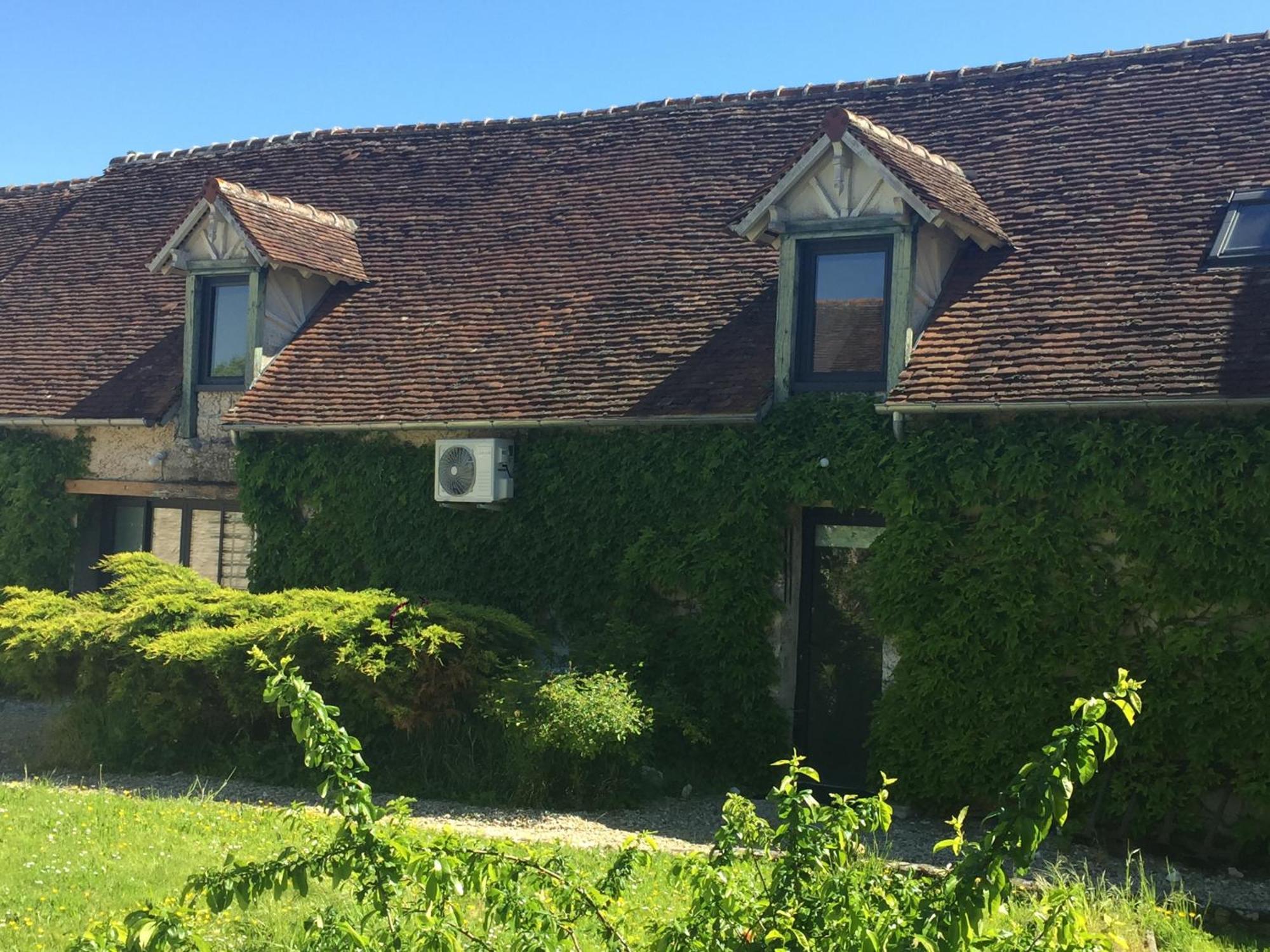 Un Figuier Dans Notre Jardin Beaune-la-Rolande Quarto foto